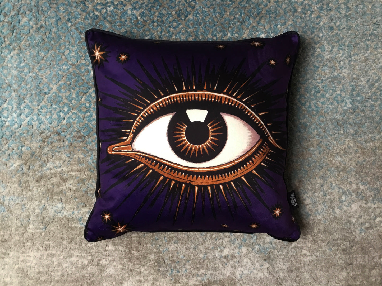 Cushions -  Eye Blue