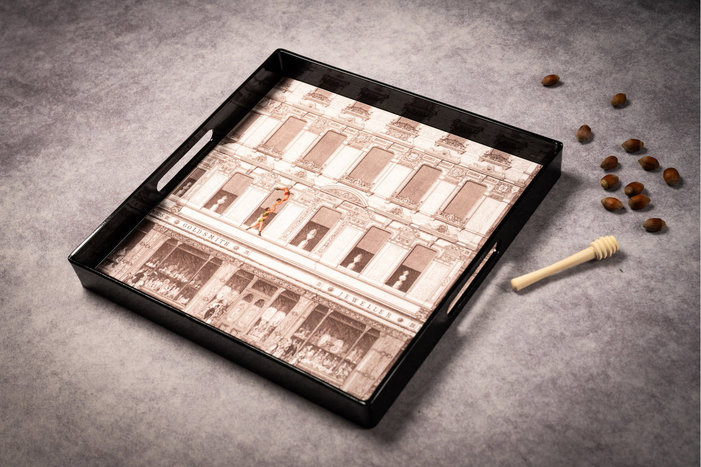 Plateau laqué - Acrobats - 33 x 33 cm