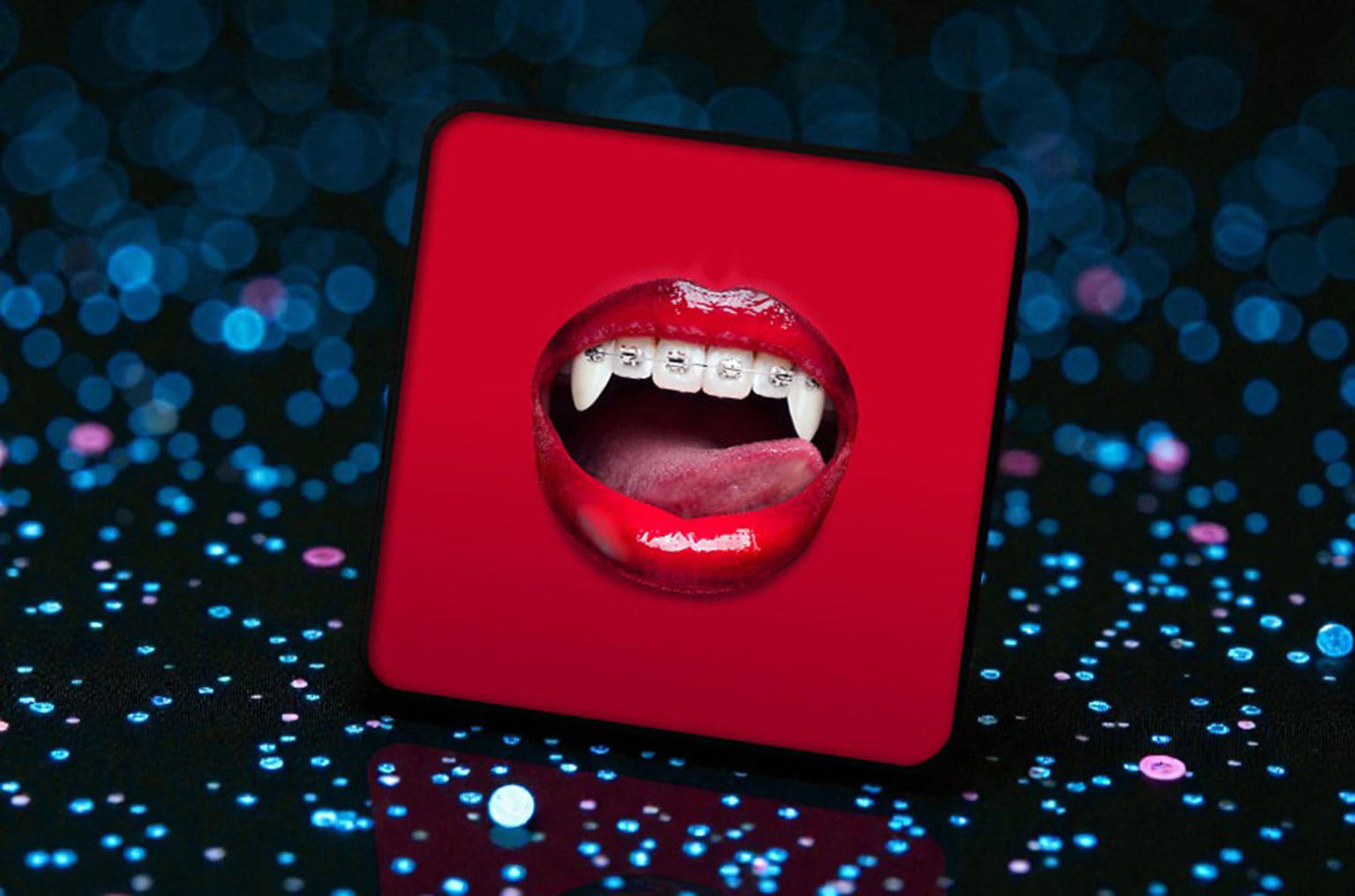 Plateau métal - Artem - Vampires Braces - 15 x 15 cm