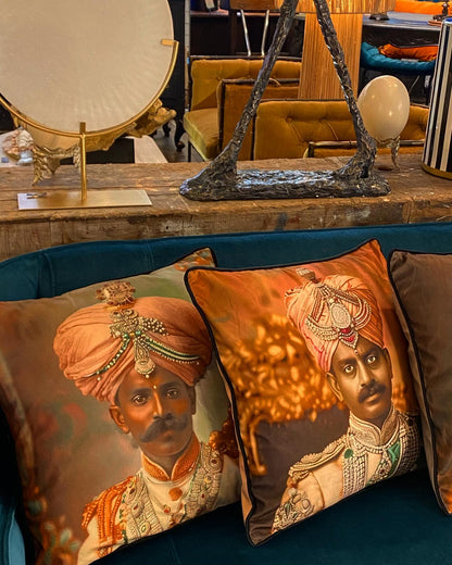 Coussins -  Maharaja – King of Baroda