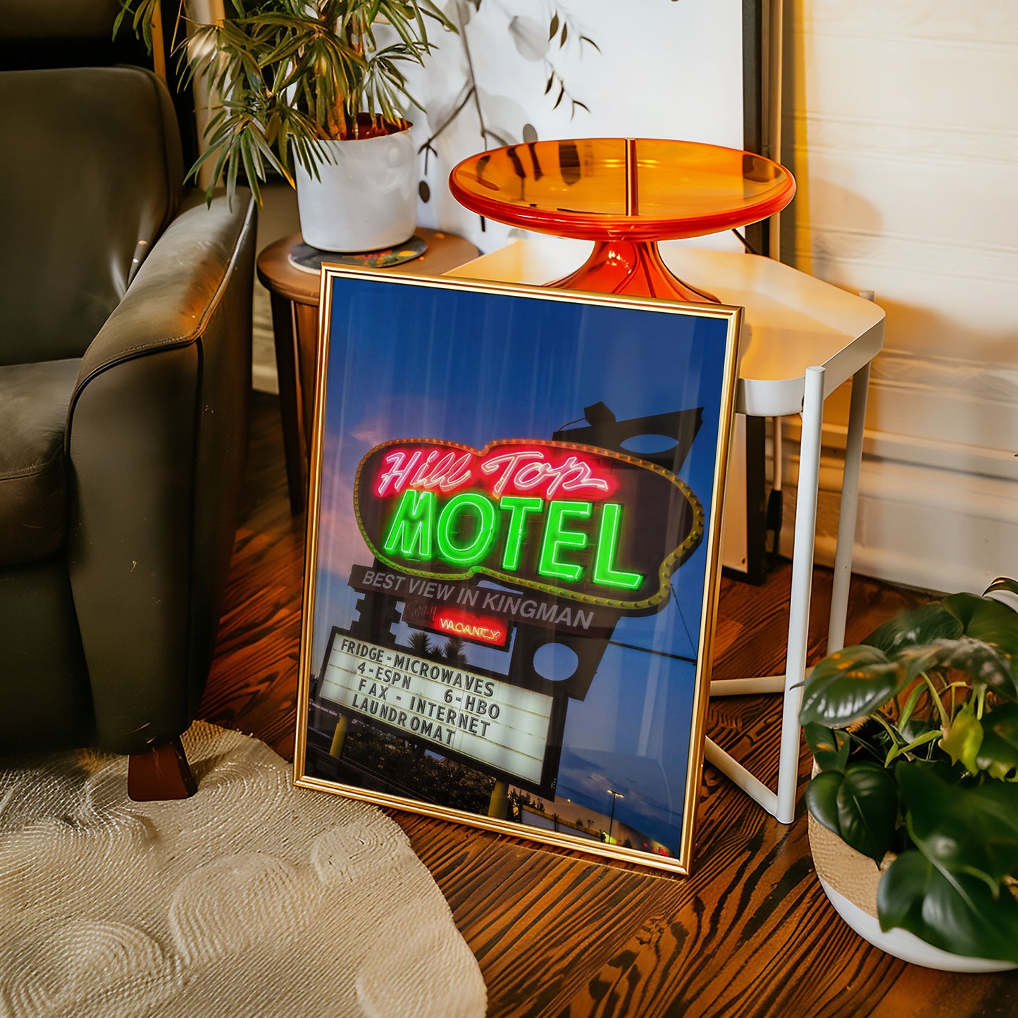 Motel Signs - Hill Top Motel