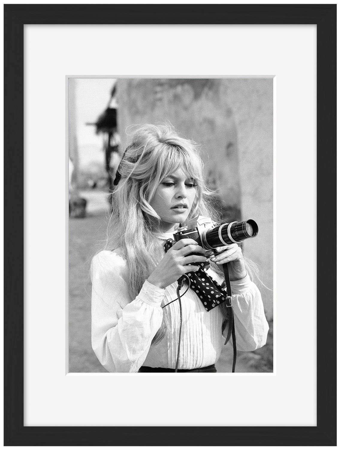 Brigitte Bardot Photographer-bw-portrait, print-Framed Print-30 x 40 cm-BLUE SHAKER
