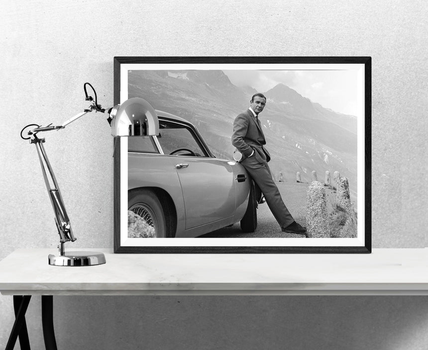 Sean Connery - Aston Martin - Blue Shaker - Poster Affiche -